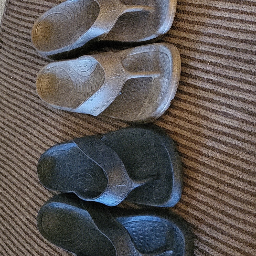 NuuSol Navy Black And Taupe Flip Flops Sandals Womens 7M - Picture 7 of 7